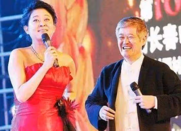 她是趙本山的「夢中情人」,曾與陳凱歌相戀,如今59歲過成這樣?