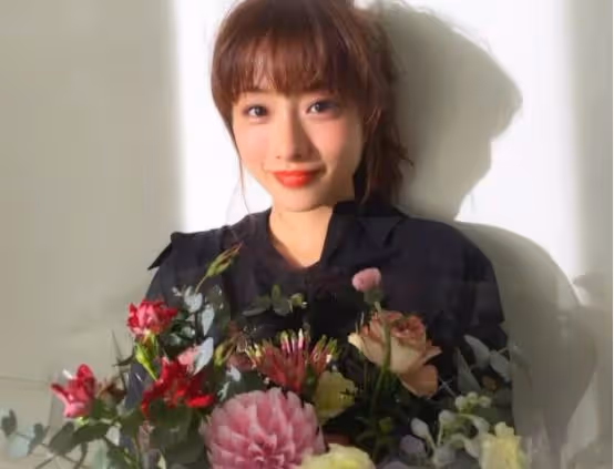 看了石原里美的劇,會覺得她就是個妖精,她算是女人的夢想類型