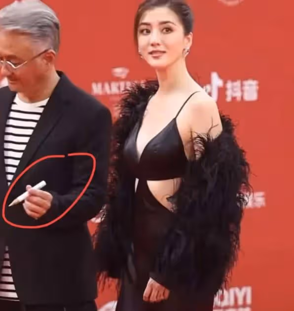 北影紅毯太拼了 女明星真空上陣 細節見人品