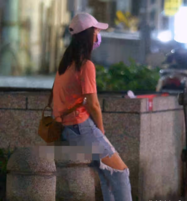 林心如和老公喝交杯酒,霍建華深情表白老婆,林爸生日宴熱鬧非凡