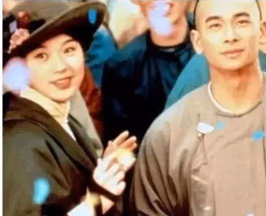她是林志玲師姐,嫁入豪門孕期遭7次家暴,卻選擇原諒老公