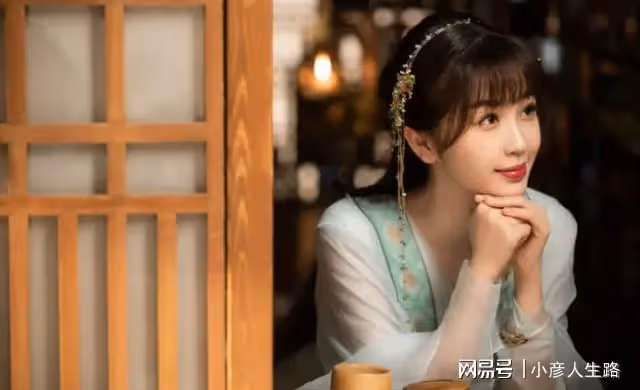 同樣都是白髮美男，王鶴棣卻演出了很大區別，全新感受被觀眾認可
