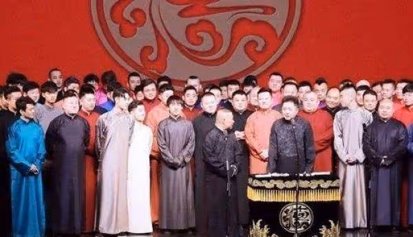 德雲社班主郭德綱曾說過,有三件事,差點把他和德雲社打趴下