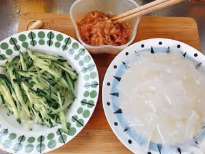 肉絲拉皮