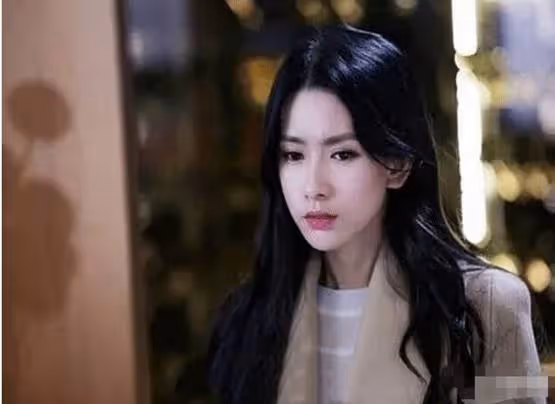 長著一張Baby的臉卻沒她的命 拿孩子要挾向太