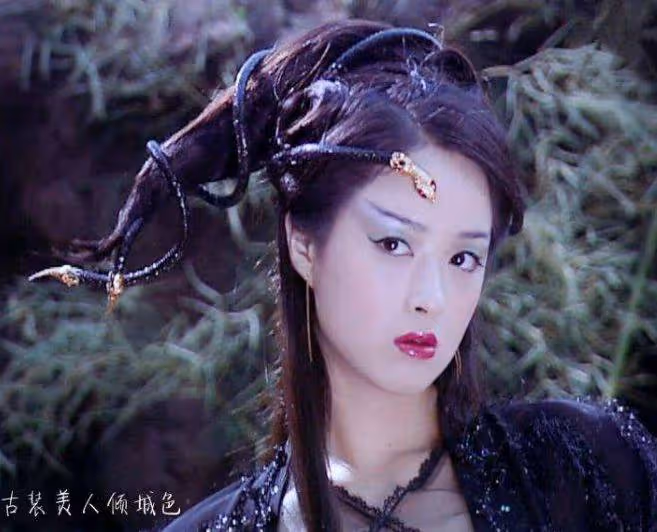 15年前這部劇才叫美女如雲,沒有一張整容臉
