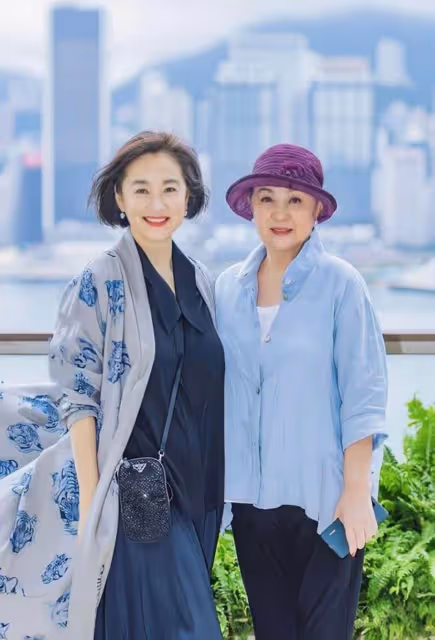不打針不整容自然老去!林青霞才是歲月美人,剪短髪優雅從容,網友:自然老的樣子真美