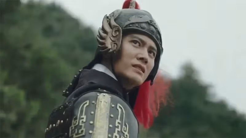 任嘉倫9個古裝造型!《周生如故》戰袍好帥,《馭鮫記》仙氣感爆棚,《青雲志》卻遭議論