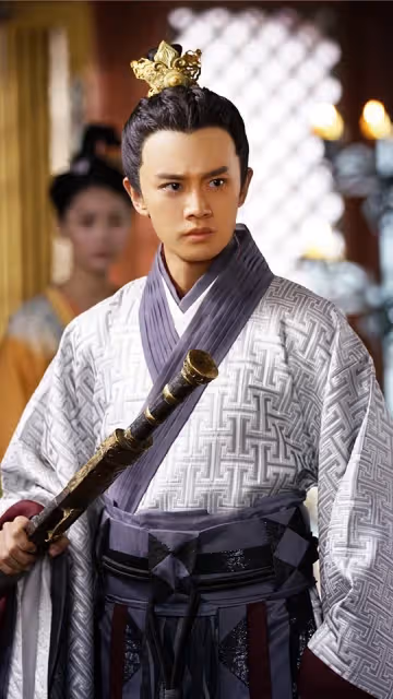 任嘉倫9個古裝造型!《周生如故》戰袍好帥,《馭鮫記》仙氣感爆棚,《青雲志》卻遭議論