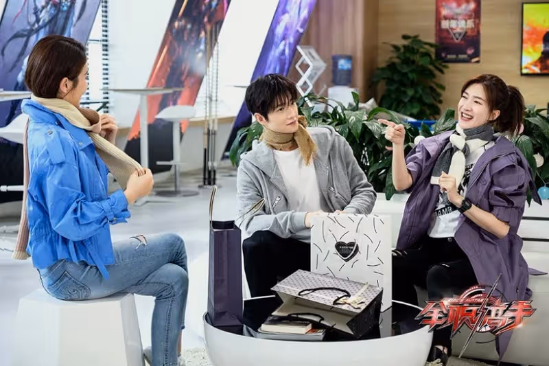 楊洋合作10位陸劇女神CP感！趙露思似兄妹，迪麗熱巴CP感爆棚，螢幕初吻給了馬思純