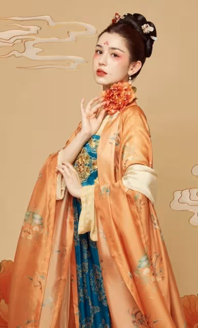 盤點娛樂圈的古裝，劉亦菲美不勝收，曾黎知性，毛曉彤出人意料