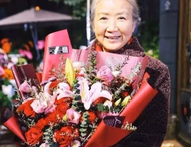 演員曹翠芬：一心愛譚天倩56年後悔沒有孩子