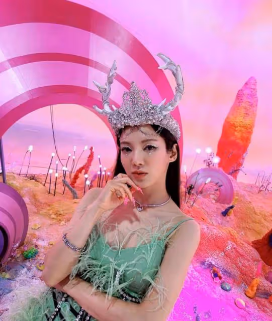 裴秀智的優雅和金泰妍的迷人風格引起了熱議，韓國網友：好美