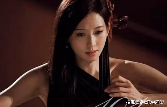 她曾是「台灣第一美女」，下巴變形被指整容失敗，今52歲還在裝嫩