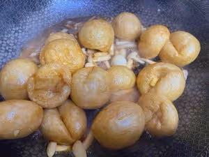 蘑菇炒油麵筋