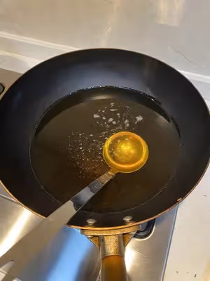 炸蝦餅，蚝炸（湛江小吃）
