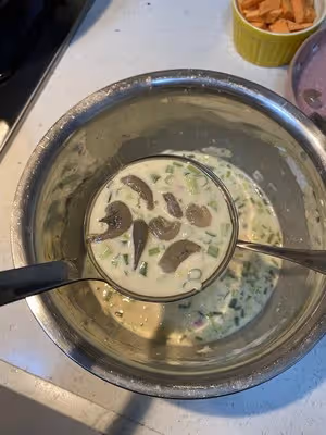 炸蝦餅，蚝炸（湛江小吃）
