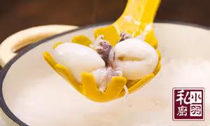 小羽私廚之墨魚粉絲煲