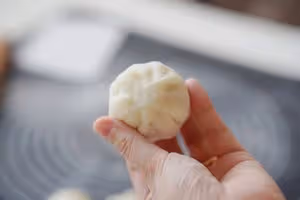 糯嘰嘰的奧利奧冰皮月餅