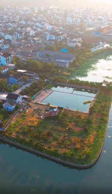58歲港星黃一山蘇州租老宅,房子裝修殘舊滿地垃圾,每月租金2千