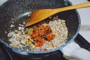 下飯神器—剁辣椒燜荷包蛋