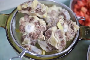 番茄燉牛尾【8月北鼎琺琅鑄鐵鍋食譜】