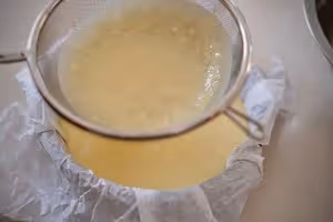 巴斯克芝士蛋糕~零難度~簡單到只需拌勻材料就已經成功了98%