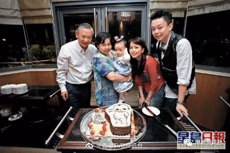 李少光離世丨獨子李霖恩不顧反對加入娛樂圈銘記父親教導:我是中國人