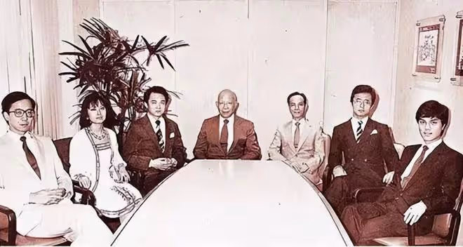 霍啟剛「後爹」背後的羅氏家族,上演了一場豪門大戲...