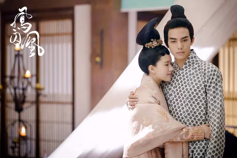趙露思合作10位陸劇男星CP感!《星漢燦爛》吳磊CP感炸裂,《且試天下》楊洋卻無火花