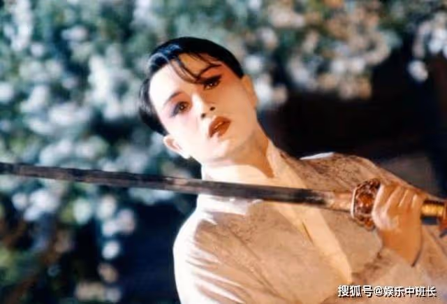 2003年張國榮跳樓自殺，張柏芝：若不是我拿走那個，哥哥就不會死