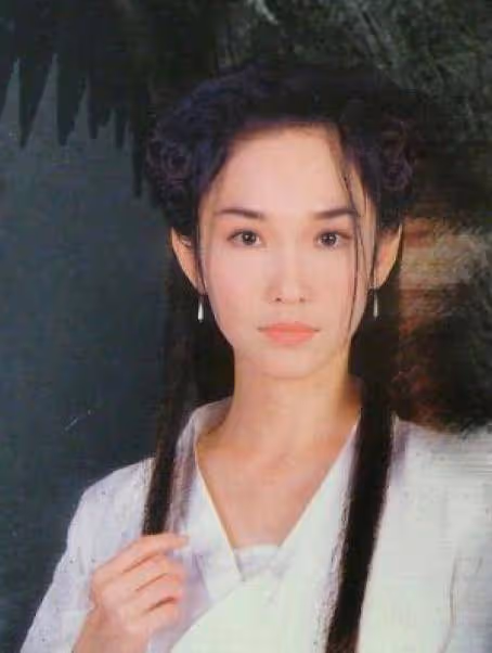 原來這些童年女神都不是中國人,有的結婚退隱,有的離婚破產