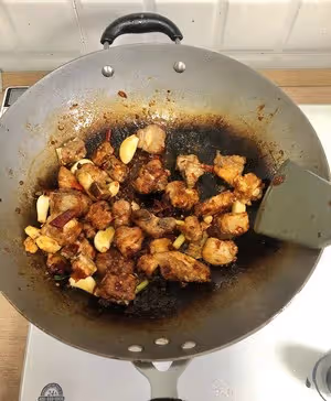 香到隔壁鄰居突然來敲門問我要菜譜的紅燒排骨
