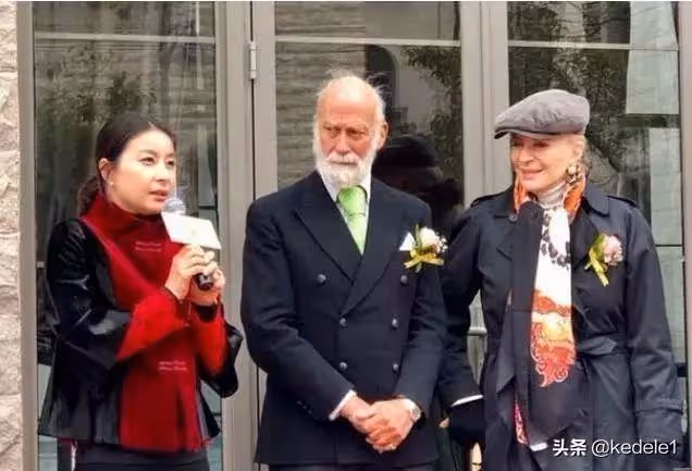 郭晶晶的「4個身份」被曝光,霍啟剛承認高攀,網友:難怪霍家鐵了心要娶她