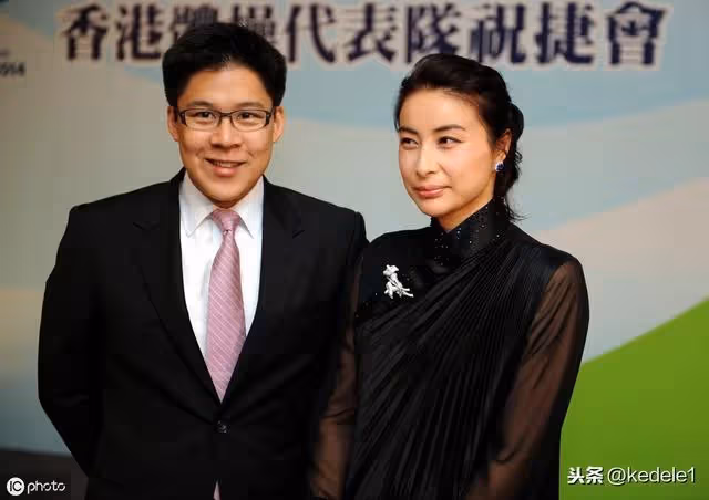 郭晶晶的「4個身份」被曝光,霍啟剛承認高攀,網友:難怪霍家鐵了心要娶她