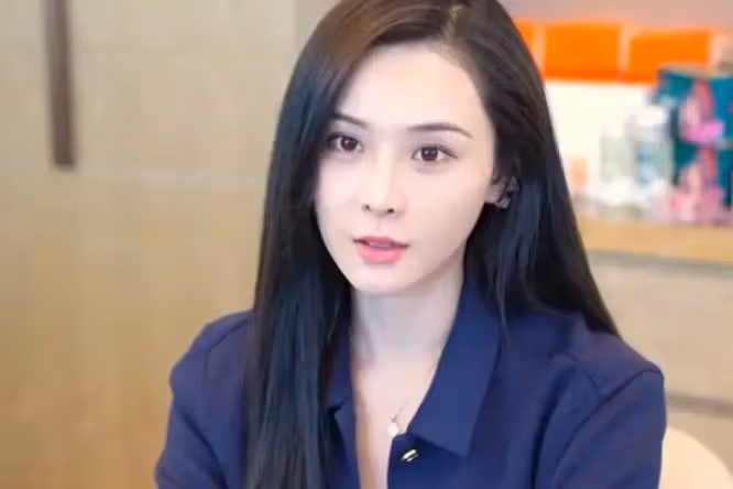 張穎穎直播被罵，汪小菲評論區也翻車，助理也不敢正面出鏡