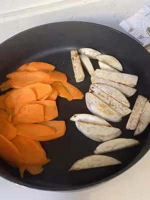 無火鍋底料版減脂友好                    鮮香牛奶麻辣燙【350大卡】