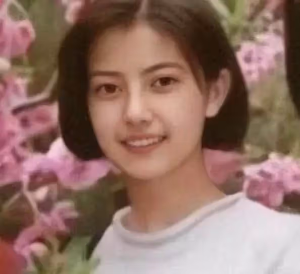 明星罕見學生照:劉德華擁有秀氣的五官,陳德容不進演藝圈就是一種浪費