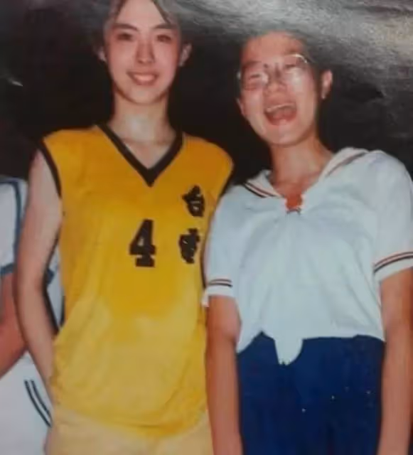 明星罕見學生照:劉德華擁有秀氣的五官,陳德容不進演藝圈就是一種浪費