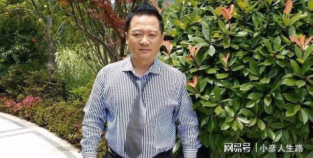 唐鑒軍宣布自立門戶，創建傳媒公司培養帶貨主播