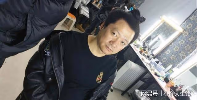 唐鑒軍宣布自立門戶，創建傳媒公司培養帶貨主播