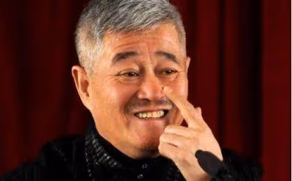 他曾被趙本山「乾兒子」，成名後卻屢傳八卦，如今34歲身敗名裂
