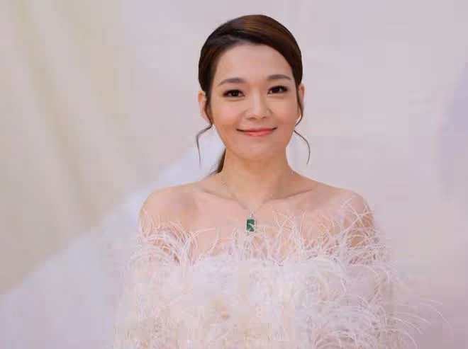呂慧儀為兒子慶生!對嘴親吻惹爭議,離婚後獨自帶娃很辛苦曾餓暈