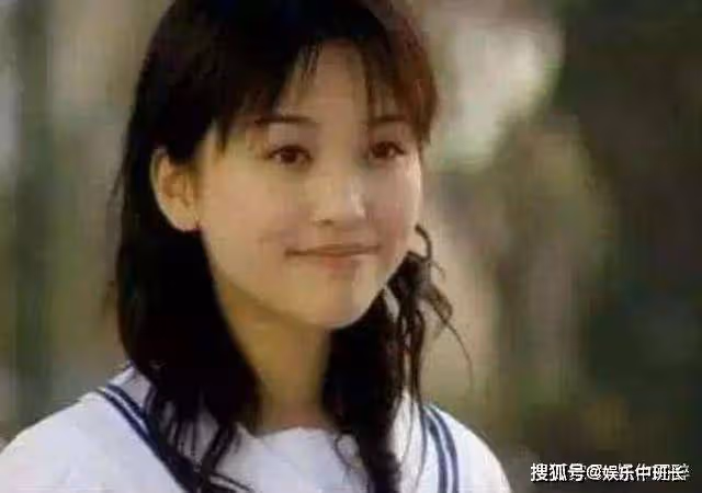 《十八歲的天空》18年後，主角都不溫不火，清純校花成了網紅臉