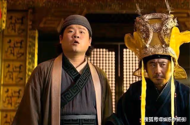 《歡樂喜劇人》4季冠軍，為何2人爆火，2人消失？原因太現實