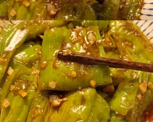 5分鐘就可以燒好的虎皮青椒，真的超下飯