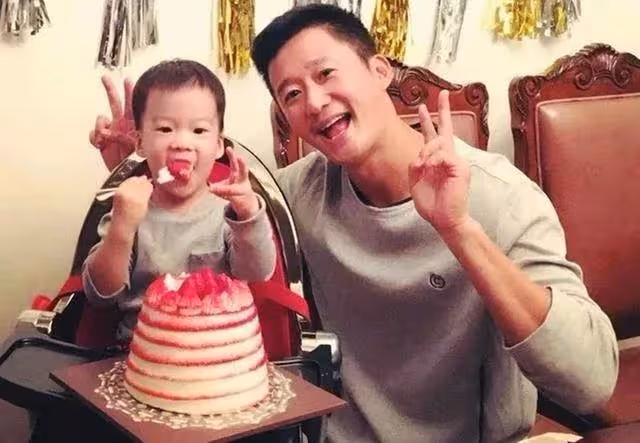 甘拜下風！吳京長子叫「吳所謂」以為夠隨便了 沒想到次子「更勝一籌」網友跪服：好名字