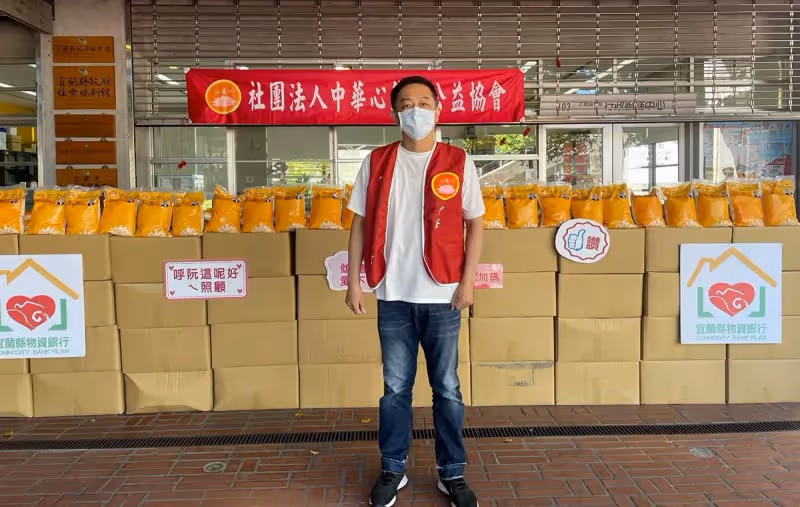 倉儲大火受災戶！本土劇一哥無奈曝「直接賠掉2千萬」開業6年陷困境「公司囤貨佔3層樓」：完蛋了