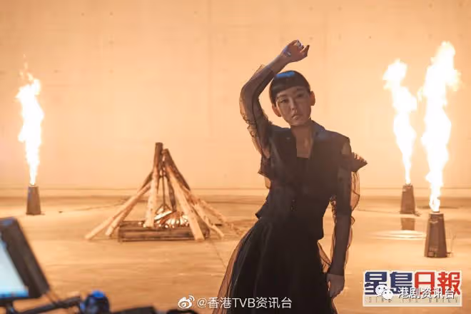 炎明熹被下嚴令「25歲前禁拍拖」!A0經驗變身同學仔愛情大師