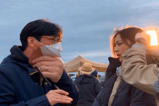 湯唯攜老公慶中韓建交30周年,望兩國友誼永恆,夫妻倆甜蜜對視